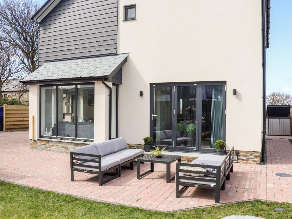 Amal Anpras Vila Tintagel Exterior foto
